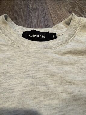 TALENTLESS Light Heather Gray Short Sleeve Tee